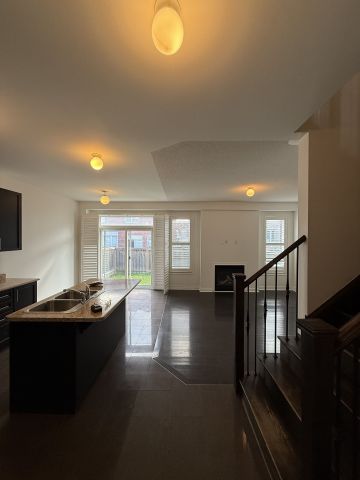 For Lease - 168 Durhamview Crescent, Whitchurch-Stouffville, Ontario - Photo 4