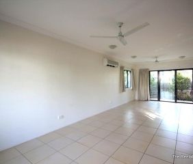 MORDERN DUPLEX TUCKED AWAY - Photo 6