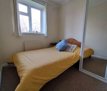 3 Bed Maisonette, Spencer Park, SW18 - Photo 3