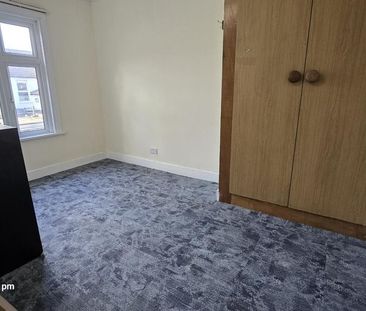 5 bedroom terraced house to rent - Photo 2