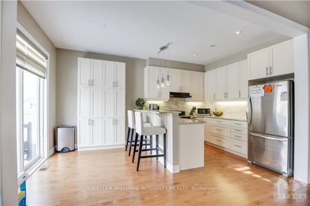 For Lease - 307 Meadowbreeze Drive, Kanata, Ontario - Photo 3