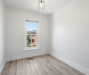 For Lease - 51 Wellington Street Unit# 2, Hamilton, Ontario - Photo 3