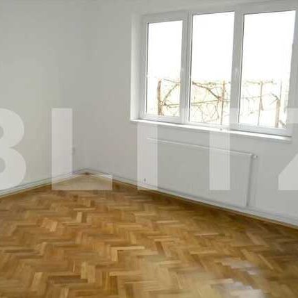 De inchiriat apartament cu 3 camere, 82 mp utili, zona Silver Business Center - Photo 1