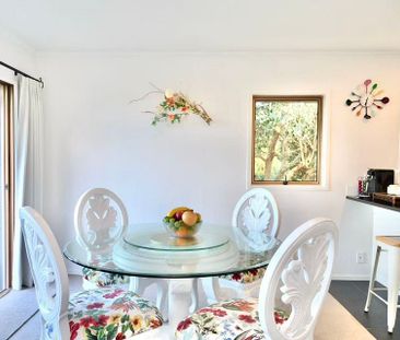 North-Facing Warm Home with Stunning Sea View - Photo 3