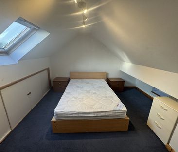 Starkey Crescent, Tang Hall - P2214 - Photo 4