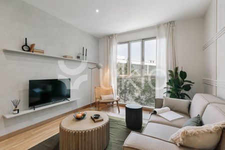 Barcelona Capital, Catalonia 08018 - Photo 2