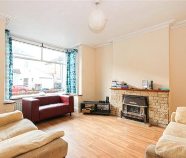 4 bedroom semi-detached house to rent - Photo 1