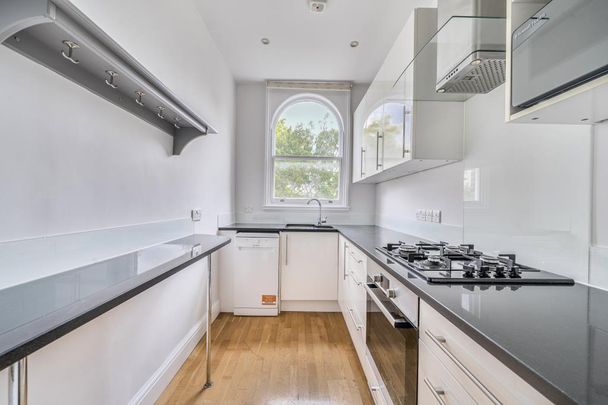 2 bedroom apartment to rent - Photo 1