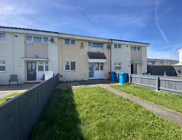 2 bedroom terraced house to rent - Photo 1