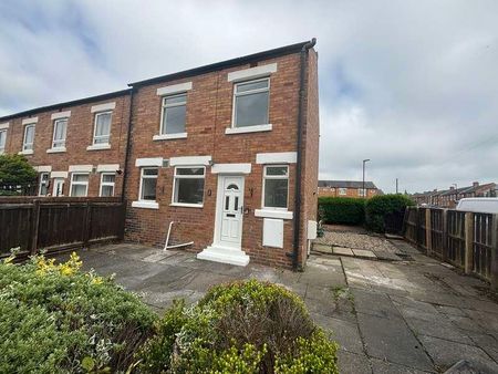 Poplar Avenue, Houghton Le Spring, Tyne And Wear, DH4 - Photo 2