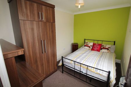 Plungington Road, PRESTON, Lancashire PR1 7EP - Photo 3