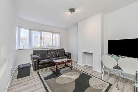 2 bedroom property to rent - Photo 3