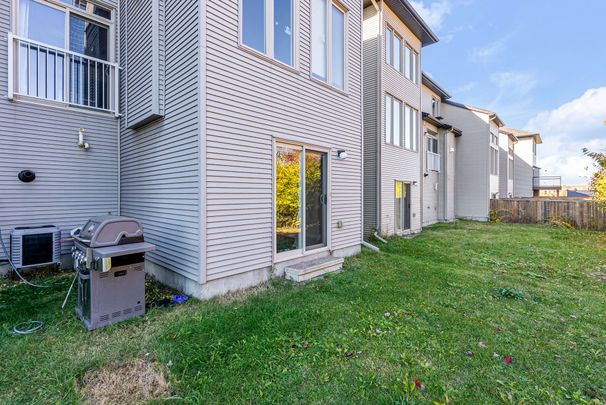 For Lease - 938 Fletcher Circle, Kanata, Ontario - Photo 1