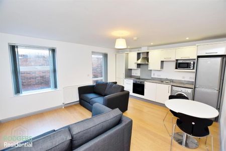 Apt 3, 108-110 Eglantine Avenue, Belfast, BT9 6EU - Photo 4