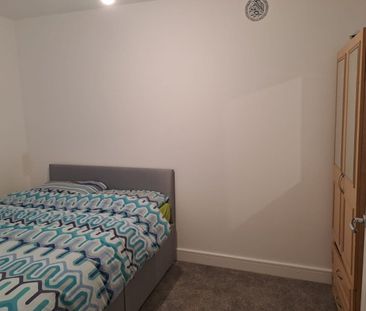 Room in a Shared House, Lynchets Road, LU2 - Photo 1