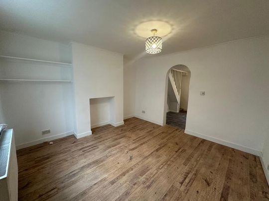 2 Bedroom Terraced To Rent - Photo 1