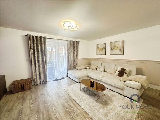 3 bedroom end of terrace house to rent - Photo 1