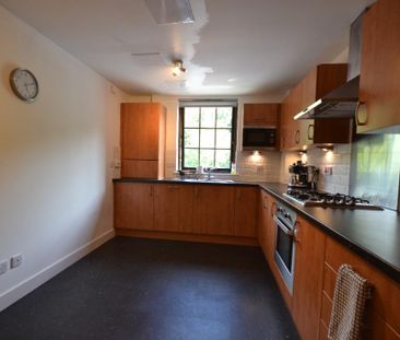 2 bedroom flat to rent - Photo 5