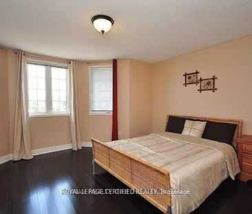 For Lease - 426 Orange Walk Crescent, Mississauga, Ontario - Photo 4