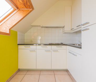 Dakappartement met veel lichtinval te huur in Stekene - Foto 1