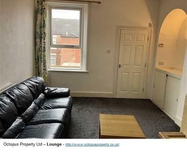 3 bedroom flat to rent - Photo 5