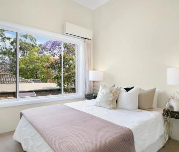 Oversized Two Story Home in Central and Convenient Location - Photo 4