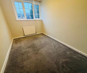 2 bedroom maisonette to rent - Photo 2