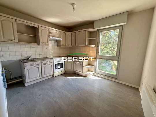 Appartement T2 avec balcons et place de stationnement - Photo 1