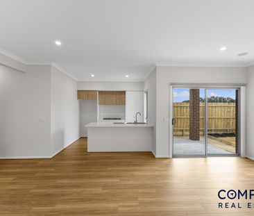 15 Buttercup Crescent, Armstrong Creek VIC 3217 - House For Rent | ... - Photo 1