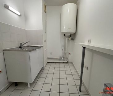 Location Appartement 1 pièce 28m² - Photo 2