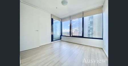 Supersized Summit Entertainer in Convenient Southbank Locate - Photo 5