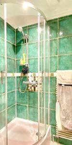 Warwick Road, Kensington, W14, London - Photo 4