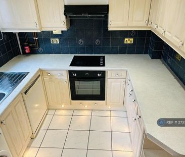 2 bedroom maisonette to rent - Photo 1