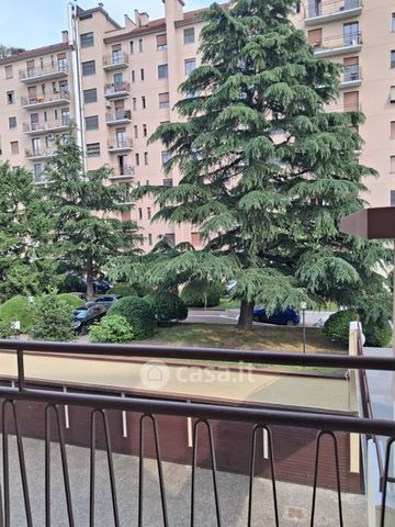 Quadrilocale in Affitto in Via Melchiorre Gioia 61 a Milano - Foto 2