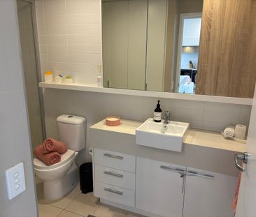 Broadbeach Waters - Photo 1