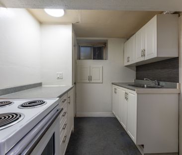 For Lease - 823 Millwood Road Unit# 12, Toronto, Ontario - Photo 4