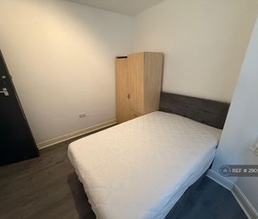 1 bedroom in a house share to rent - Photo 5