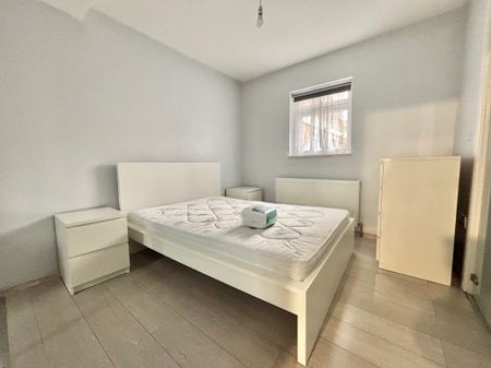 Bellevue Road, Southampton - Photo 4