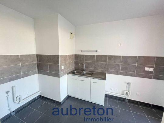 Location appartement Grenoble 38000 47.73 m² - Photo 1
