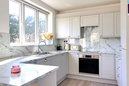 3 bedroom house to rent - Photo 3