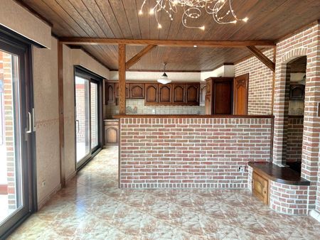 Halfopen woning met 3 slaapkamer, tuin en garage. - Foto 2