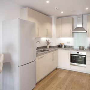 1 bedroom apartment to rent - Photo 2