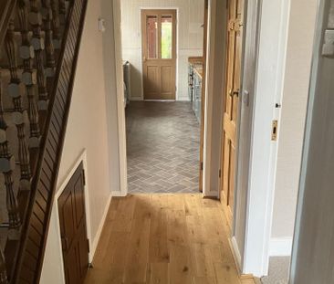 3 bedroom semi-detached house to rent - Photo 1