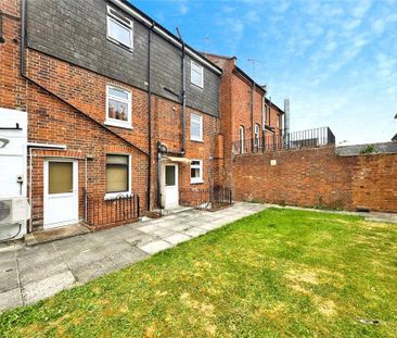 2 bedroom apartment to rent - Photo 6