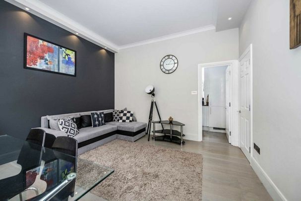 Creechurch Lane, Bishopsgate, EC3A - Photo 1