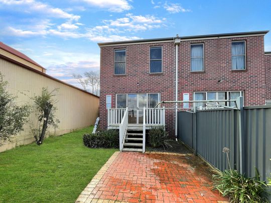 Unit 1/316 Chisholm Street, Black Hill - Photo 1