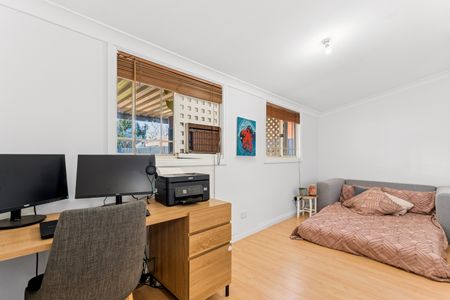 26 West Lakes Boulevard, Albert Park SA 5014 - House For Rent | Domain - Photo 2
