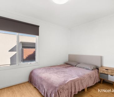 10/8 John St , BOX HILL - Photo 2