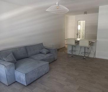 Location Appartement 2 pièces 49m² LESTREM 62136 - Photo 1