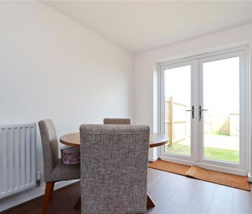 3 bedroom terraced house to rent - Photo 6